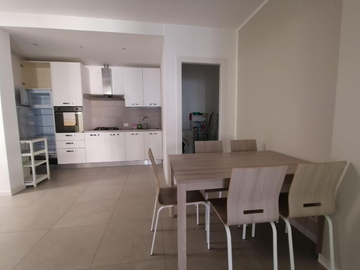 Lucky Apartment 2 Sirmione Exterior foto
